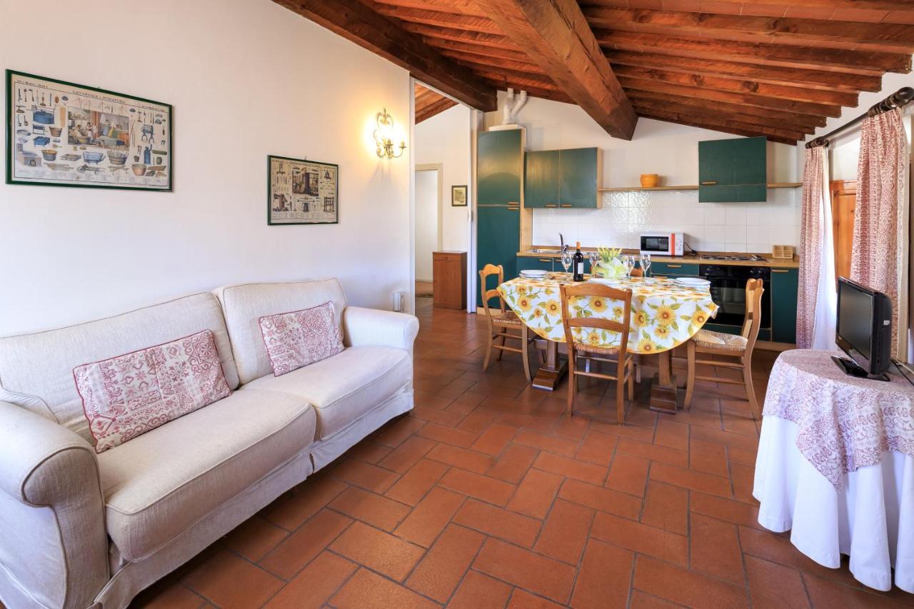 Agriturismo Fattoria Di Sommaia 칼렌자노 외부 사진