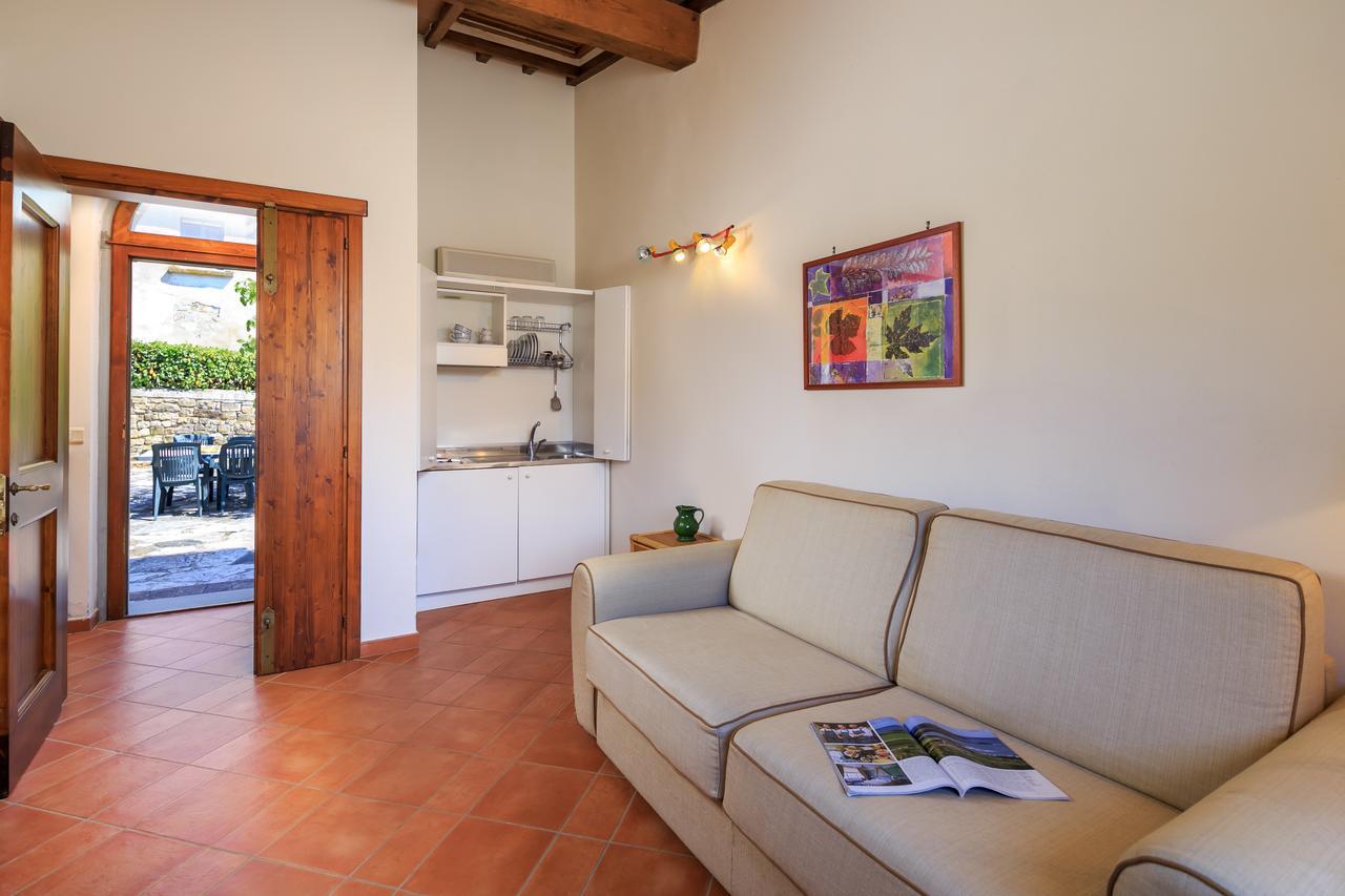 Agriturismo Fattoria Di Sommaia 칼렌자노 외부 사진