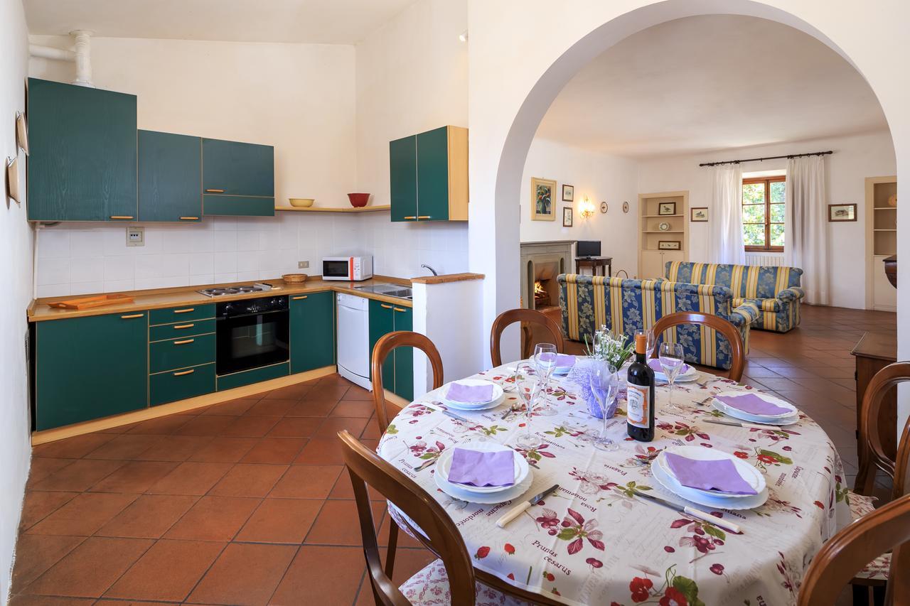 Agriturismo Fattoria Di Sommaia 칼렌자노 외부 사진